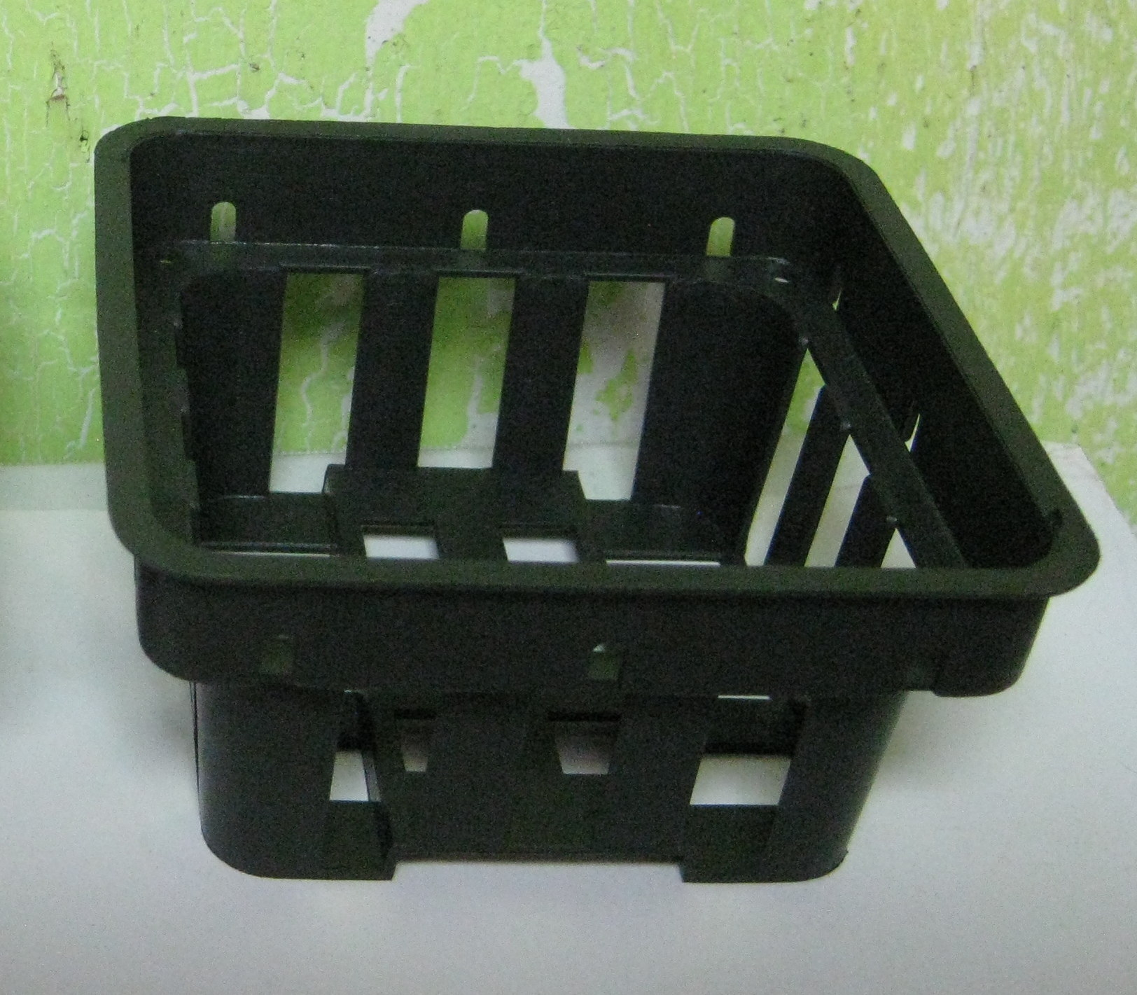 Plastic Vanda Orchid Basket 3.2"