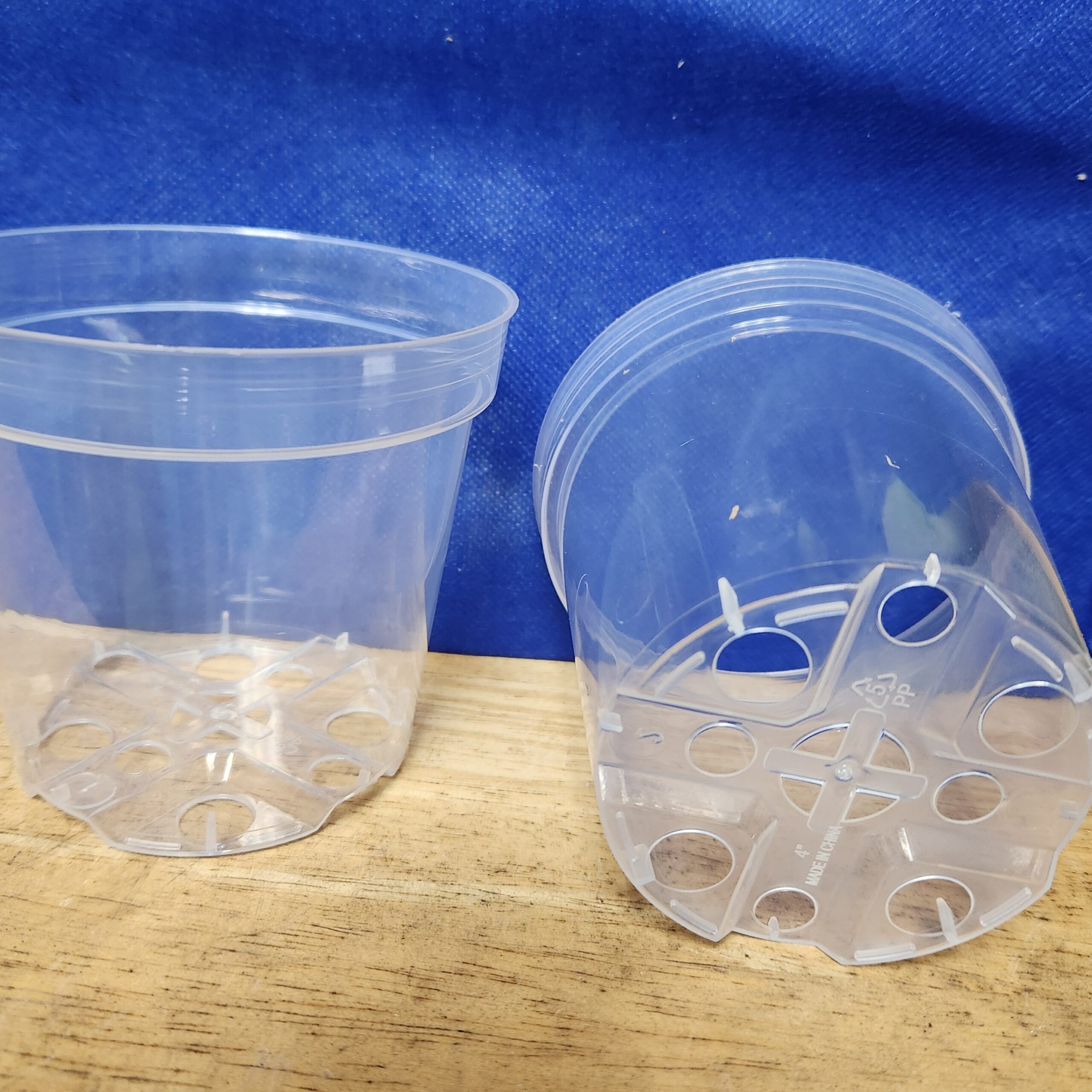 Ultra-Clear Plastic Pot 4" x 3.5" high